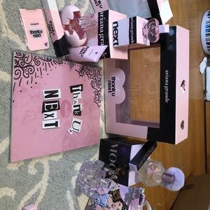 UPDATED ARIANA GRANDE COLLECTION